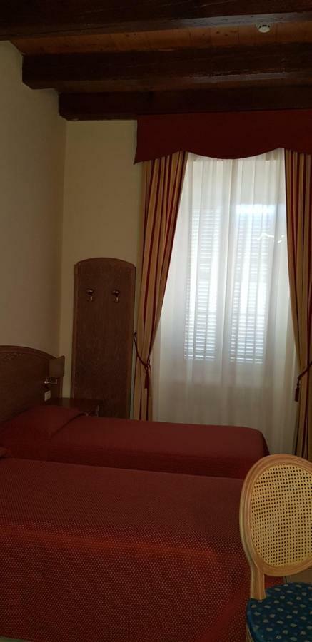Hotel La Cupola Novara Zewnętrze zdjęcie